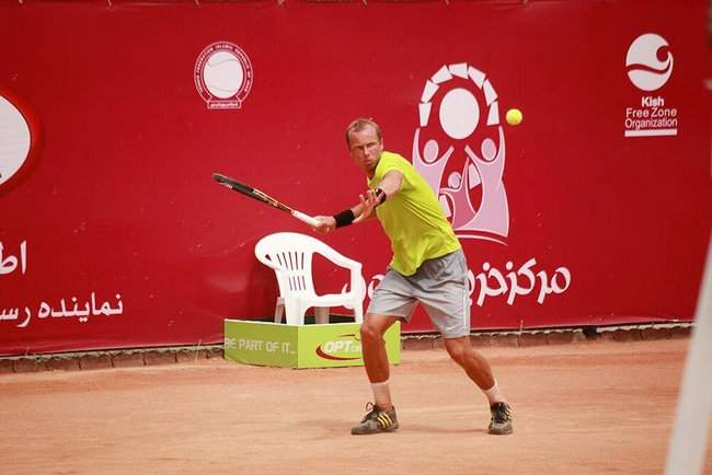 Двух украинских теннисистов дисквалифицировали пожизненно из-за договорных матчей