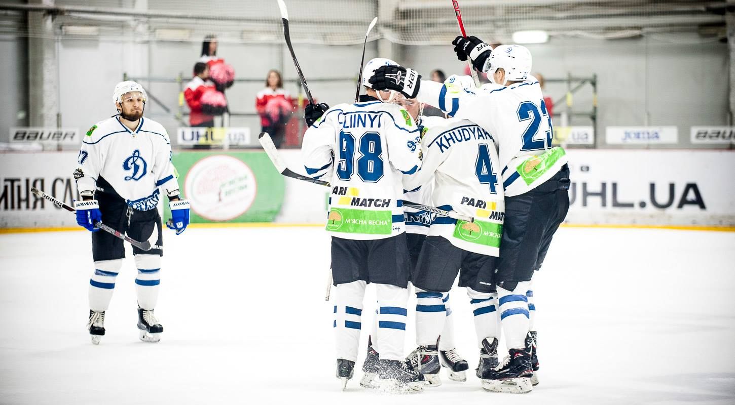 "Динамо" несподівано перемогло "Донбас" у матчі УХЛ "Динамо" несподівано перемогло "Донбас" у матчі УХЛ