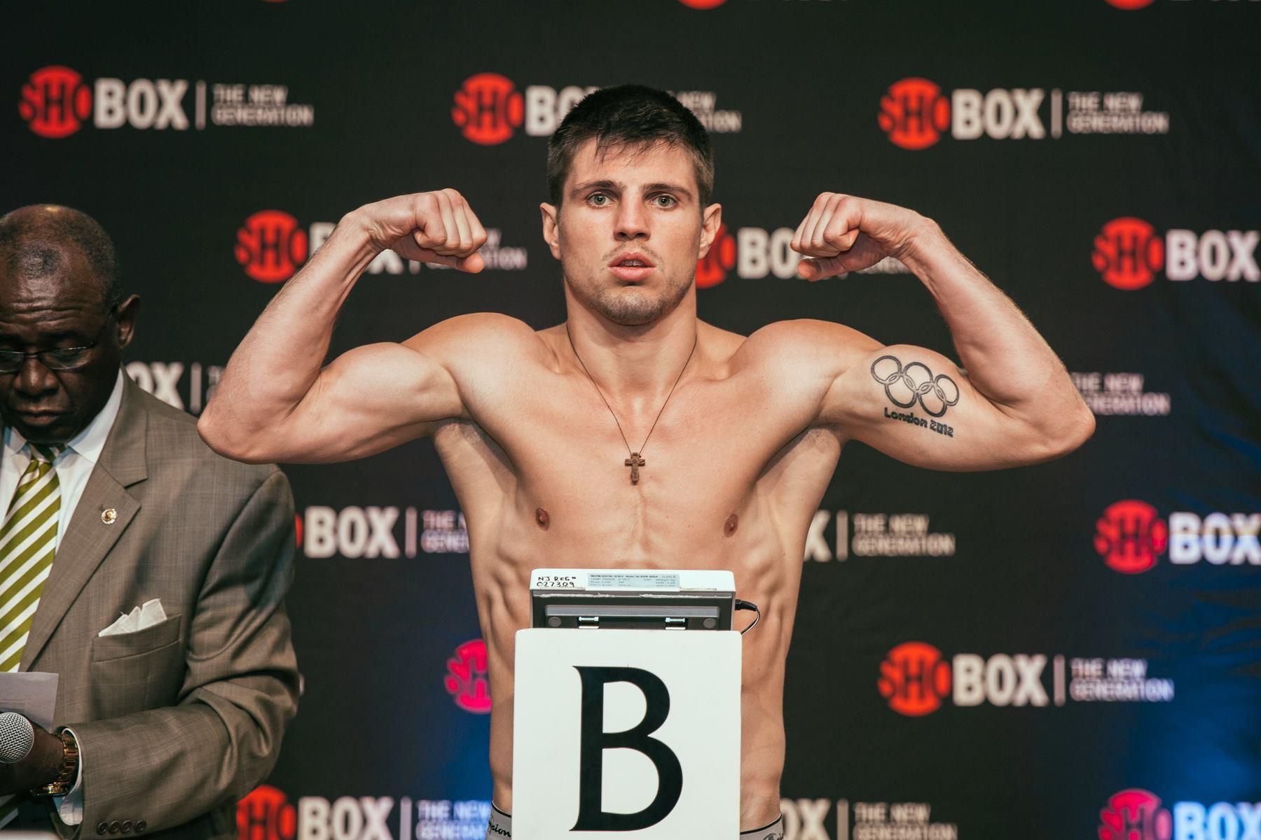 Український боксер Хитров вдруге програв на профі-рингу Український боксер Хитров вдруге програв на профі-рингу