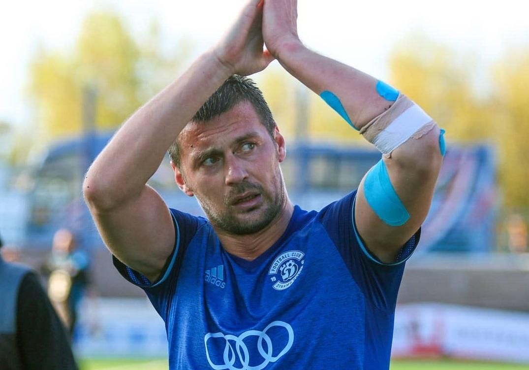 Мілевський зворушливо підтримав травмованого Ярмоленка: фото Мілевський зворушливо підтримав травмованого Ярмоленка: фото