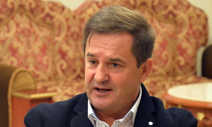 Колишній тренер "Динамо" та збірної України очолив московський "Спартак" Колишній тренер "Динамо" та збірної України очолив московський "Спартак"