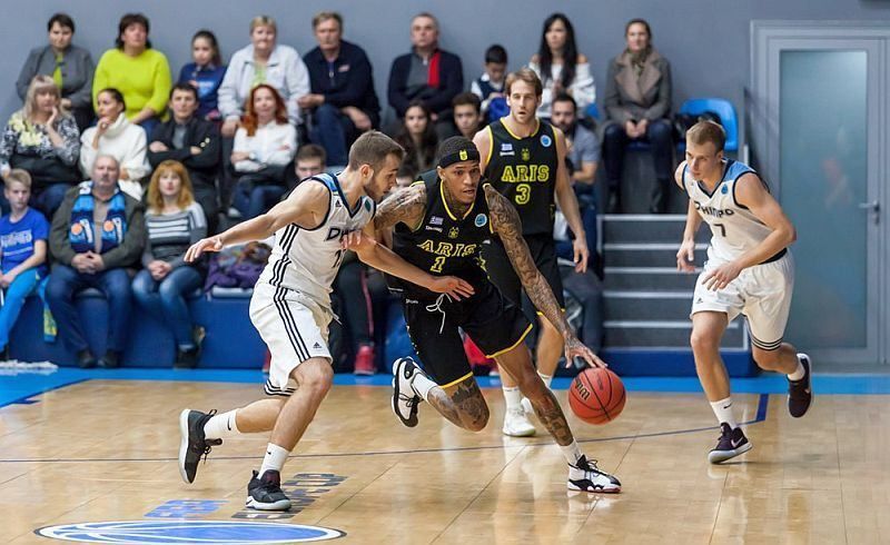 "Днепр" и "Черкасские Обезьяны" снова уступили в Кубке Европы ФИБА "Днепр" и "Черкасские Обезьяны" снова уступили в Кубке Европы ФИБА