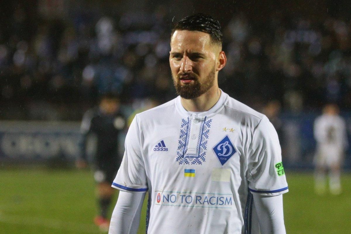 Дисциплінарний комітет дискваліфікував гравця "Динамо" на три матчі за плювок в суддю Дисциплінарний комітет дискваліфікував гравця "Динамо" на три матчі за плювок в суддю