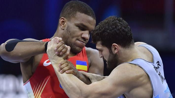 Українець Беленюк завоював "срібло" на чемпіонаті світу з греко-римської боротьби Українець Беленюк завоював "срібло" на чемпіонаті світу з греко-римської боротьби