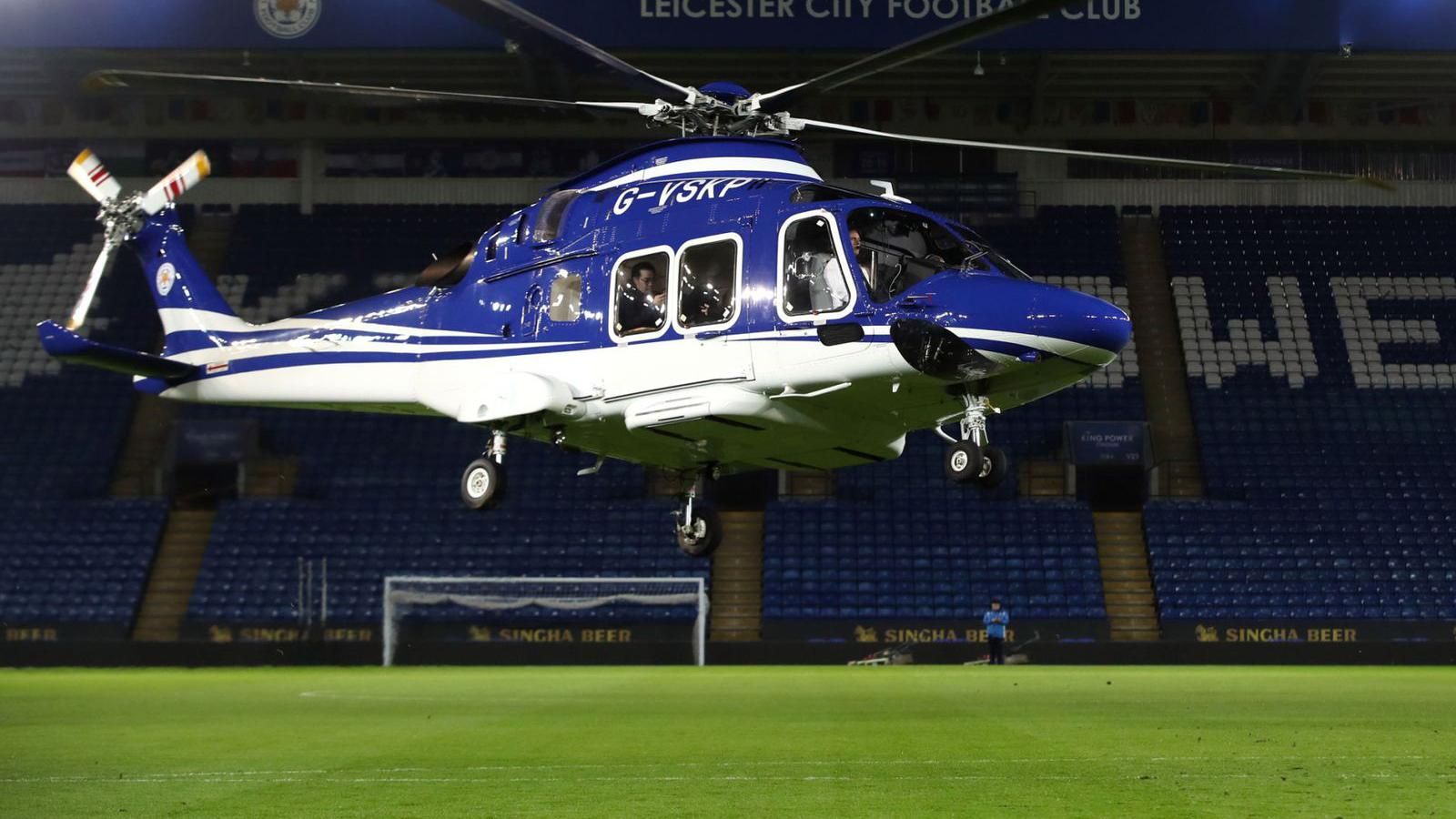 Гелікоптер керівництва клубу АПЛ упав і зайнявся біля стадіону у Британії 