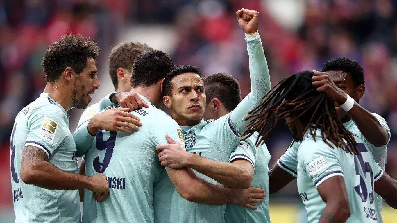 "Бавария" поднялась на второе место Бундеслиги после матча с "Майнцом"