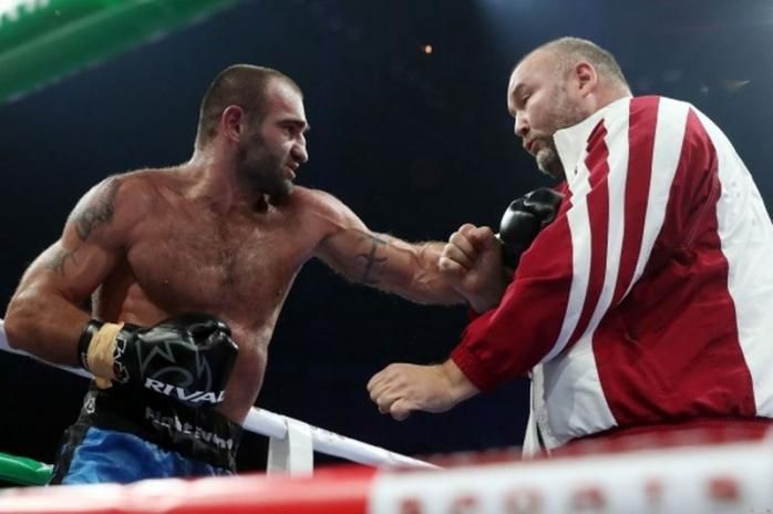 Грузинський боксер побив свого тренера після поразки в бою: відео