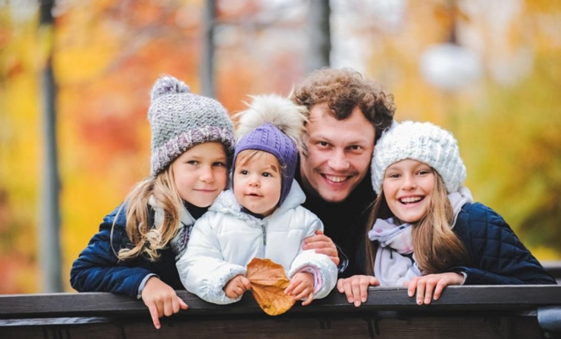 Зірковий воротар збірної України готується вчетверте стать батьком Зірковий воротар збірної України готується вчетверте стать батьком