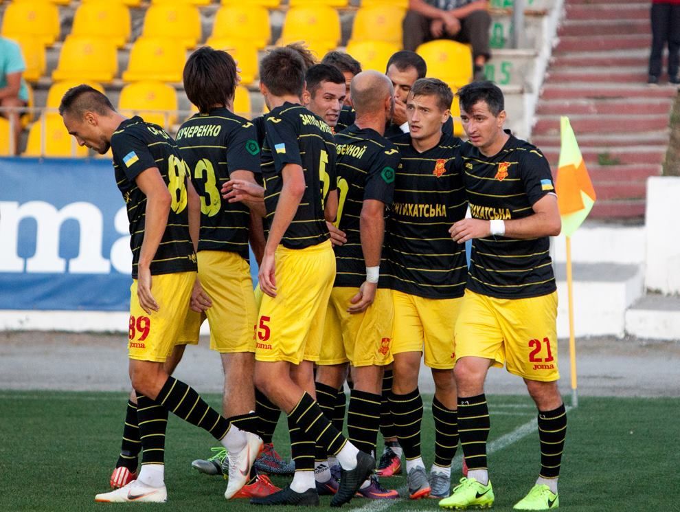 Перволиговый "Ингулец" победил "Мариуполь" в Кубке Украины в матче с двумя удалениями Перволиговый "Ингулец" победил "Мариуполь" в Кубке Украины в матче с двумя удалениями