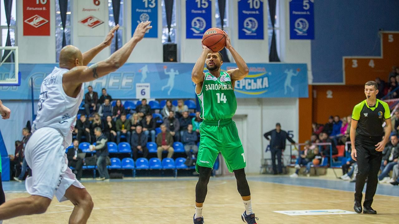 Лидер чемпионата "Запорожье" проиграл на выезде "Николаеву" Лидер чемпионата "Запорожье" проиграл на выезде "Николаеву"