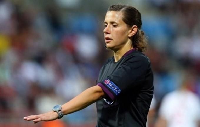 Впервые в истории матч УПЛ обслужит полностью женская судейская бригада Впервые в истории матч УПЛ обслужит полностью женская судейская бригада