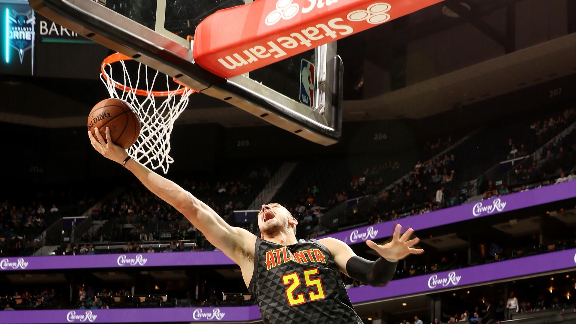 "Атланта" Алексея Леня проиграла на выезде "Шарлотт": видео моментов матча "Атланта" Алексея Леня проиграла на выезде "Шарлотт": видео моментов матча