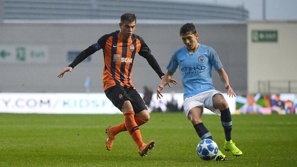 "Шахтар" розгромно поступився "Манчестер Сіті" у Юнацькій лізі УЄФА "Шахтар" розгромно поступився "Манчестер Сіті" у Юнацькій лізі УЄФА