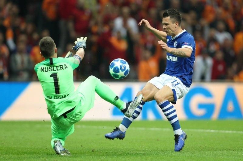 Турецкий "Галатасарай" хочет подписать Евгения Коноплянку Турецкий "Галатасарай" хочет подписать Евгения Коноплянку