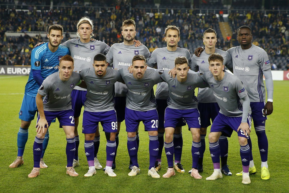 Украинцы Соболь и Макаренко вышли в стартовых составах своих команд в Лиге Европы