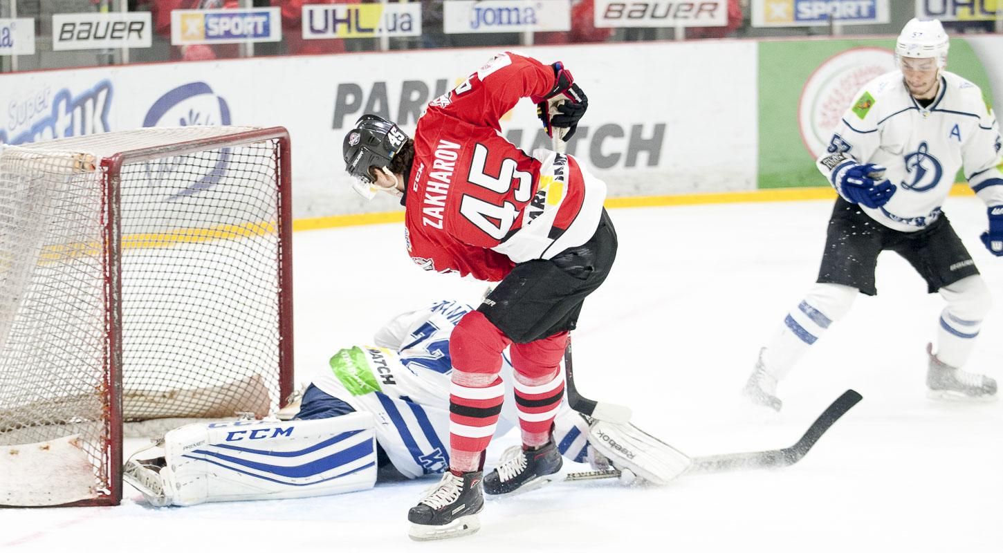 Хокей: "Донбас" у напруженій боротьбі обіграв "Динамо" Хокей: "Донбас" у напруженій боротьбі обіграв "Динамо"