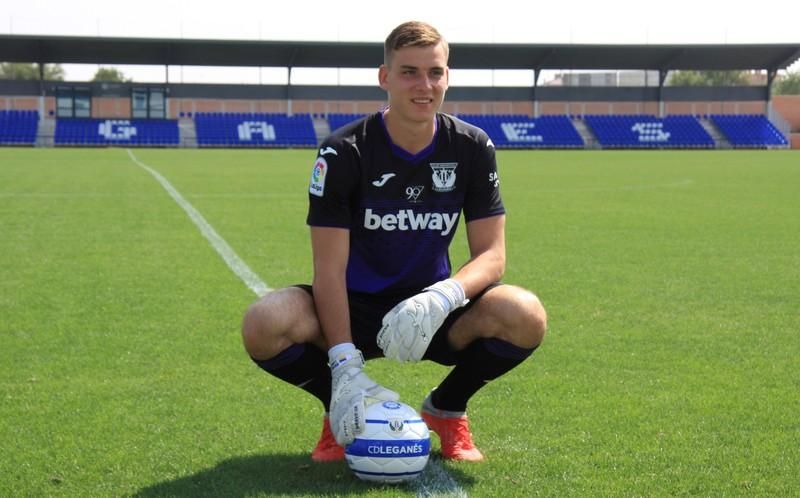 Українець Лунін неочікувано дебютував за "Леганес" в чемпіонаті Іспанії: відео Українець Лунін неочікувано дебютував за "Леганес" в чемпіонаті Іспанії: відео