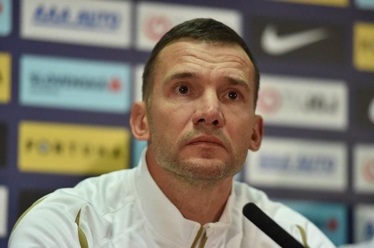 Шевченко після розгромної поразки може викликати ще одного захисника в збірну України