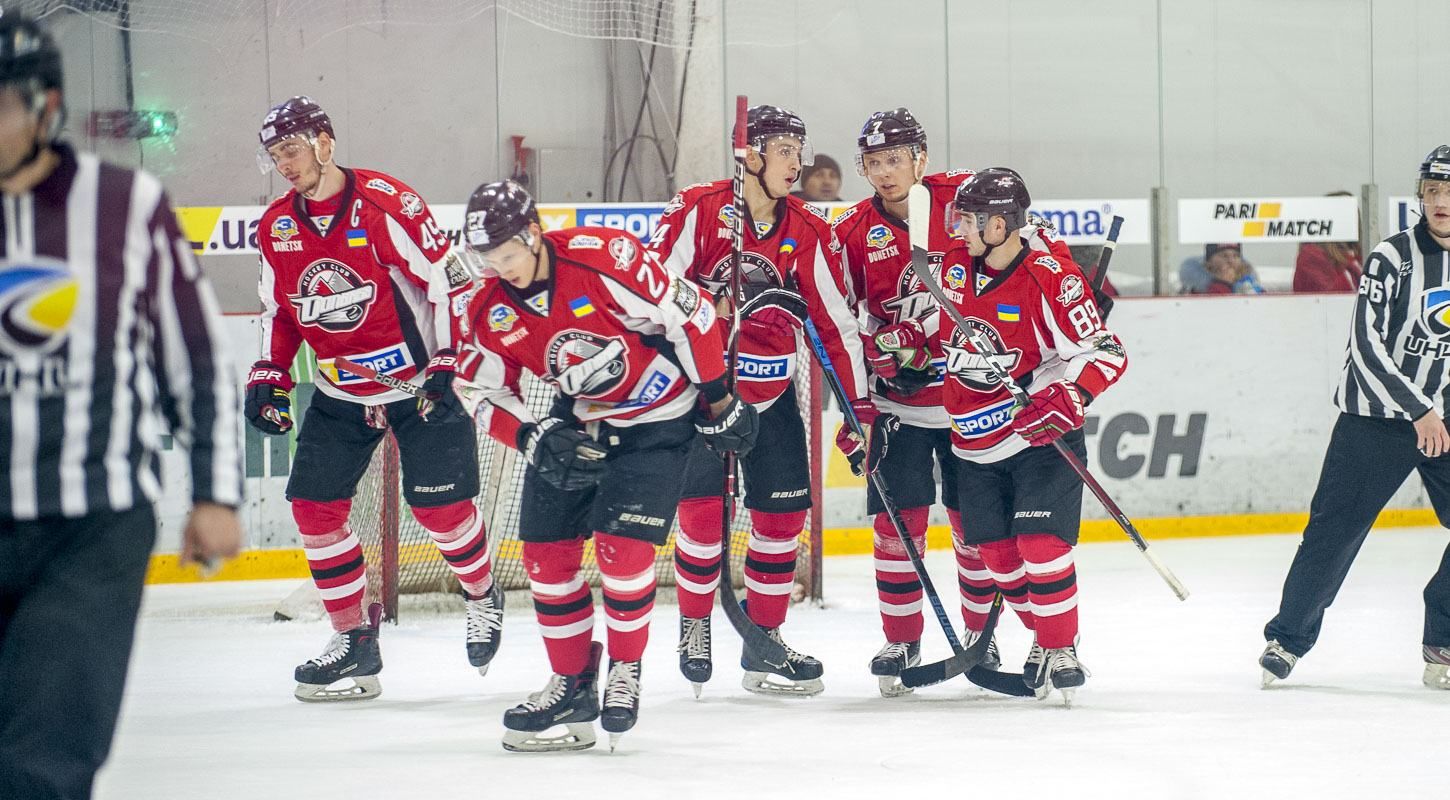 "Донбасс" поиздевался над "Ледяными Волками" в матче УХЛ "Донбасс" поиздевался над "Ледяными Волками" в матче УХЛ