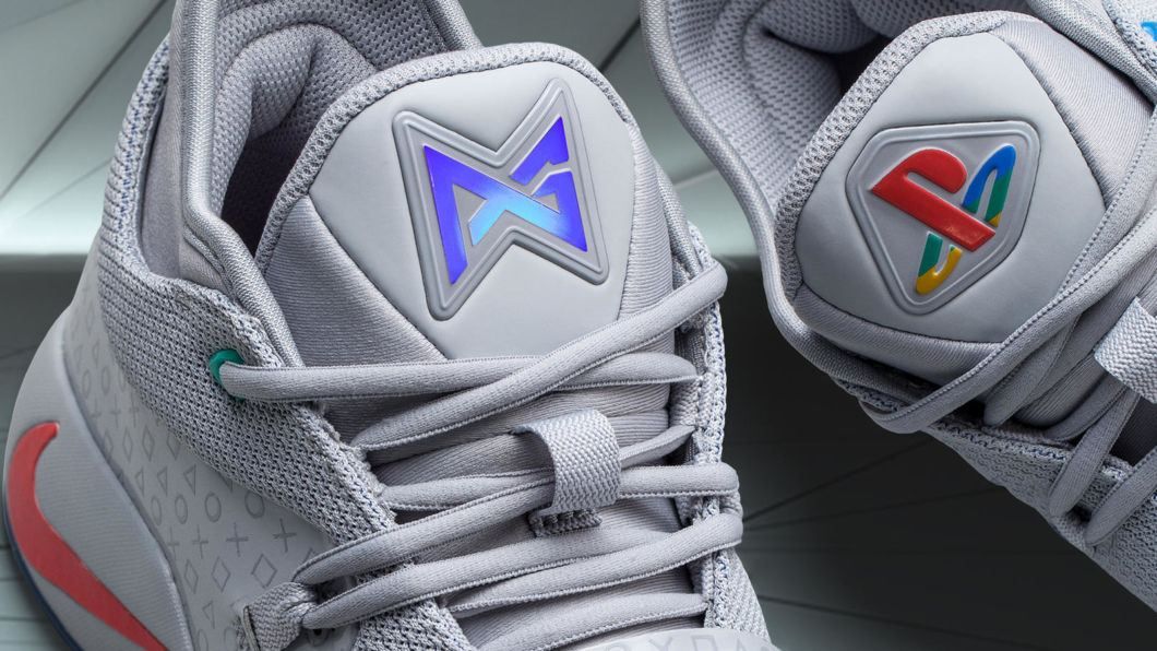 Nike представила кроссовки для фанатов PlayStation