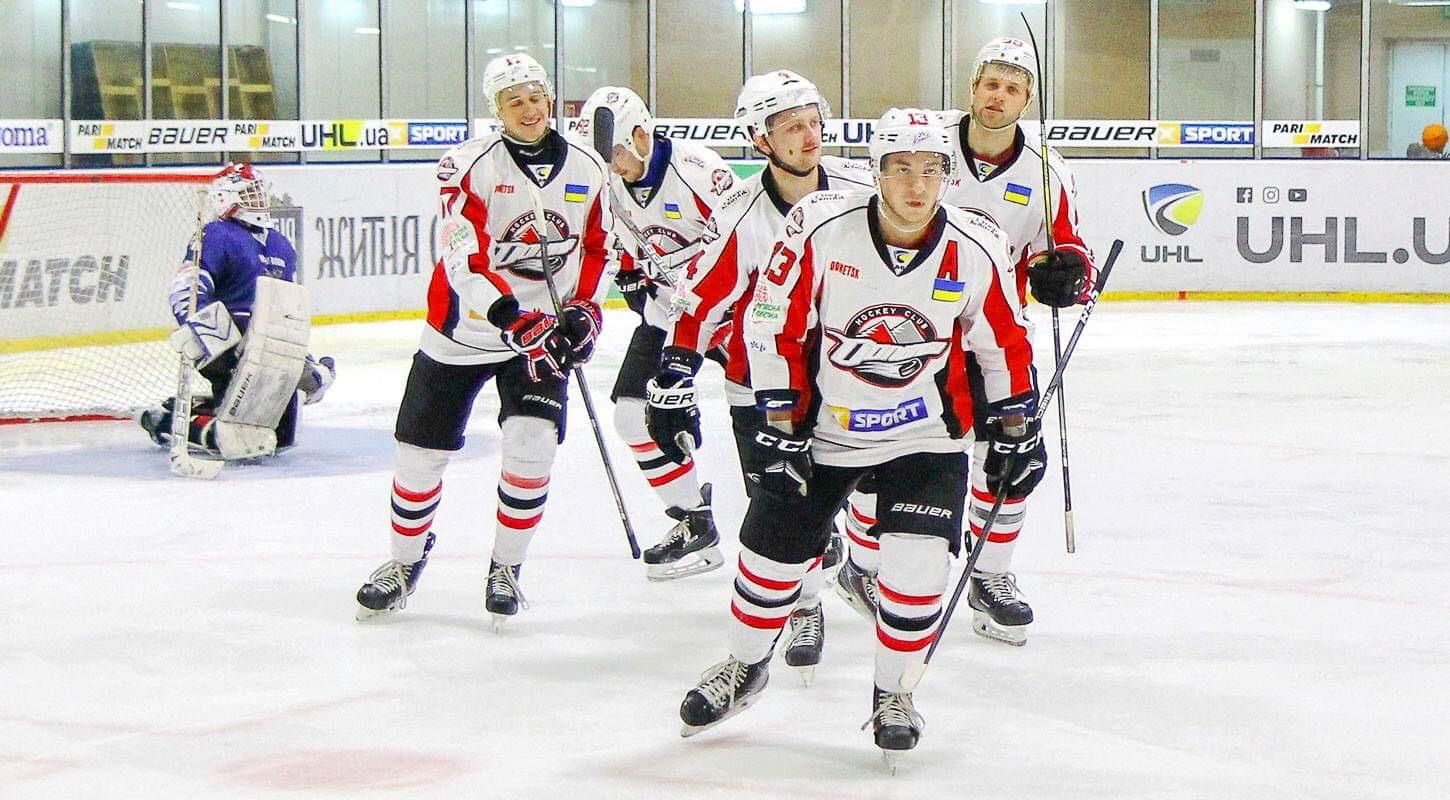 "Донбас" у напруженій боротьбі переміг "Крижаних Вовків" "Донбас" у напруженій боротьбі переміг "Крижаних Вовків"