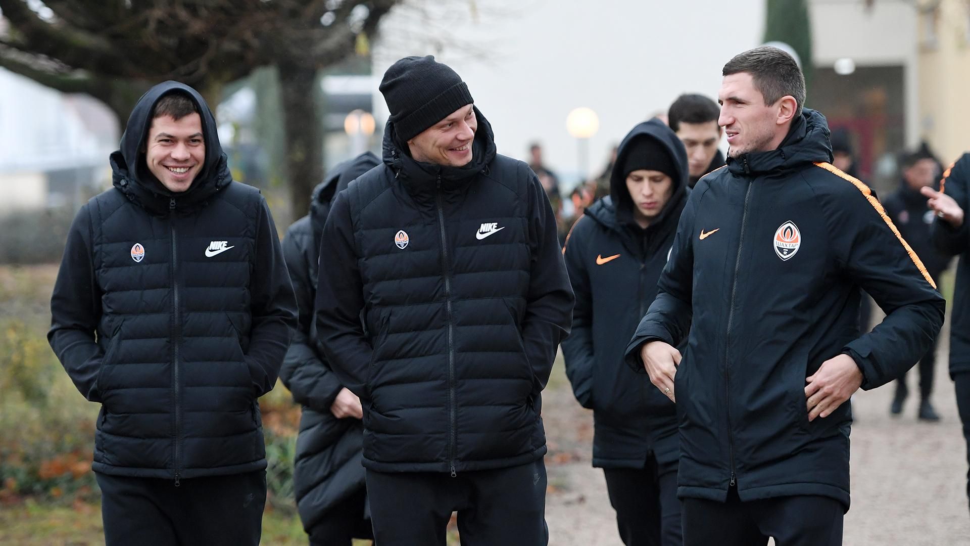 "Шахтёр" совершил традиционную прогулку перед матчем Лиги чемпионов: фото "Шахтёр" совершил традиционную прогулку перед матчем Лиги чемпионов: фото