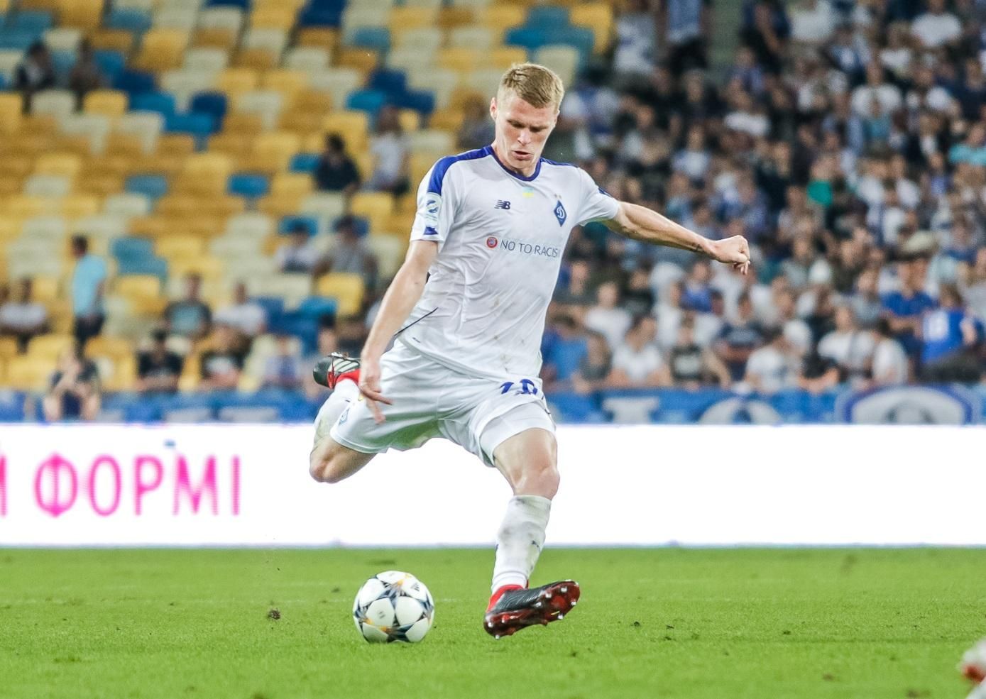 Бурда признан лучшим футболистом матча "Астана" – "Динамо" Бурда признан лучшим футболистом матча "Астана" – "Динамо"