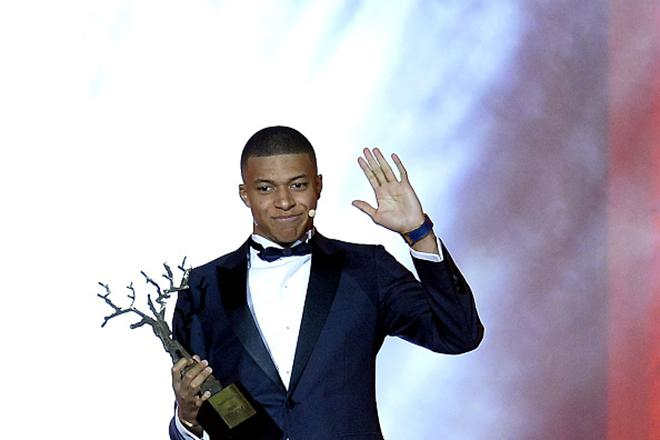 France Football назвал лучшего молодого игрока мира