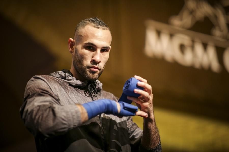 Соперник Ломаченко тренируется по специальной программе, чтобы победить украинца Соперник Ломаченко тренируется по специальной программе, чтобы победить украинца