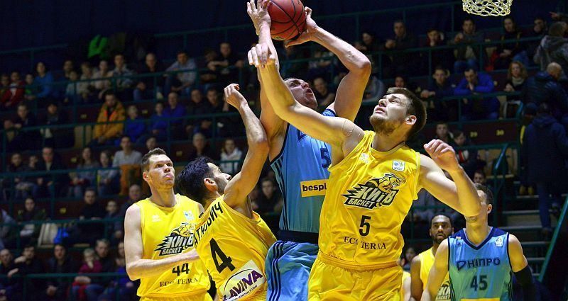 "Дніпро" у напруженому матчі здолав "Київ-Баскет", "Політехнік" переміг "Черкаських Мавп" "Дніпро" у напруженому матчі здолав "Київ-Баскет", "Політехнік" переміг "Черкаських Мавп"