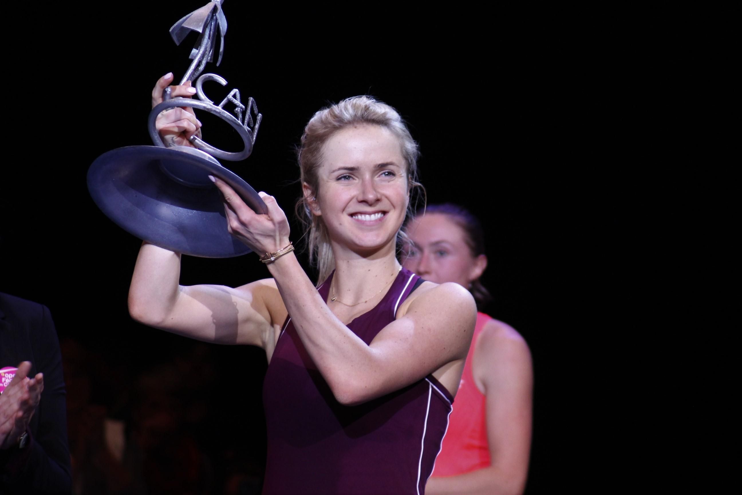 Свитолина второй год подряд победила на выставочном турнире во Франции