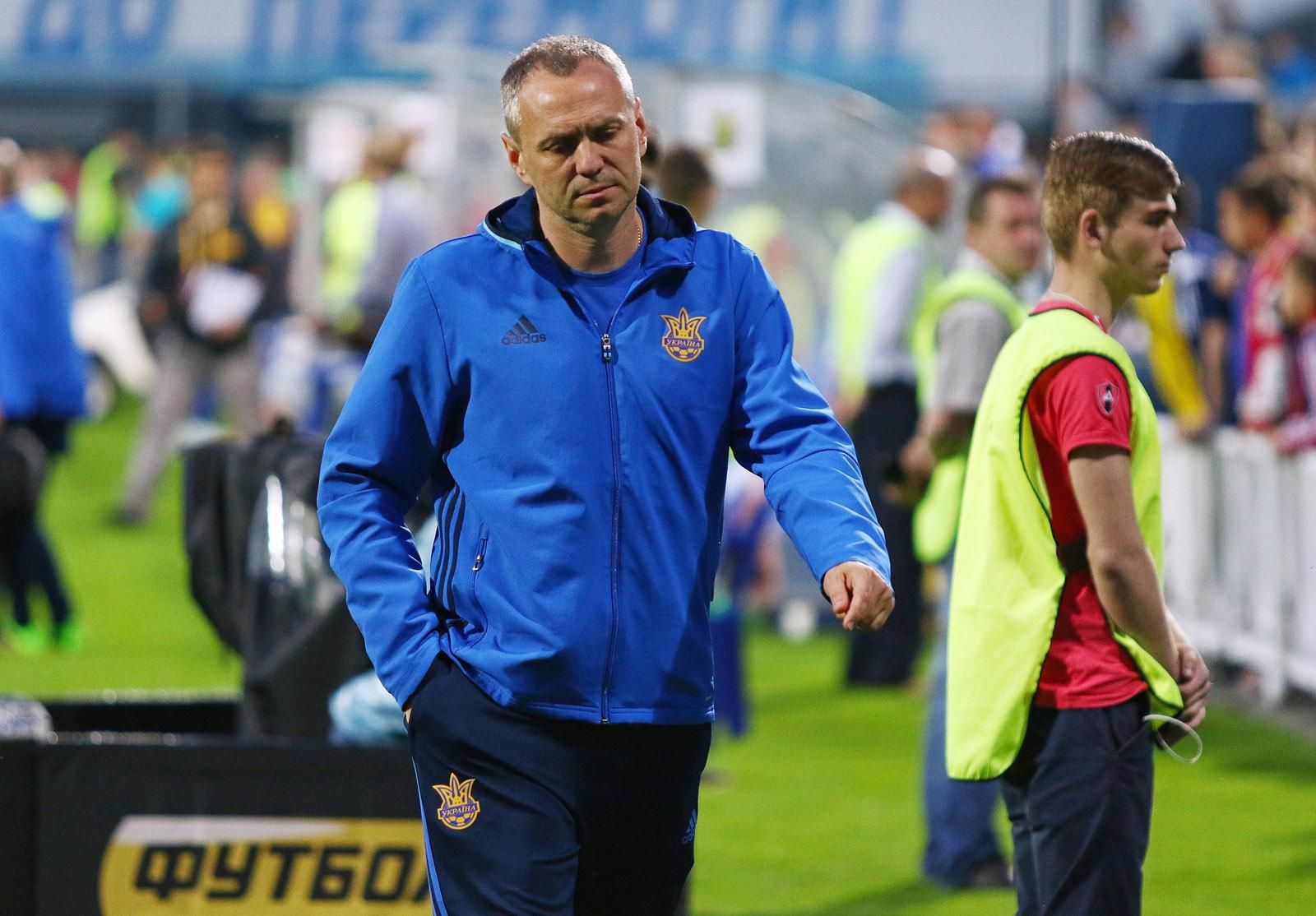 Молодежная сборная Украины по футболу может остаться без главного тренера