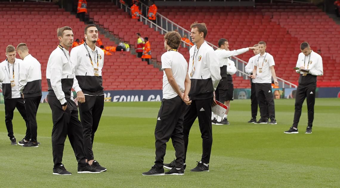 "Ворскла" вирушила на матч Ліги Європи без гравця збірної України "Ворскла" вирушила на матч Ліги Європи без гравця збірної України