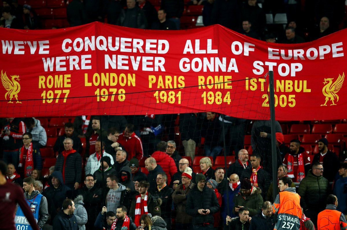 Итальянскому фанату после матча "Ливерпуля" может понадобиться операция Итальянскому фанату после матча "Ливерпуля" может понадобиться операция