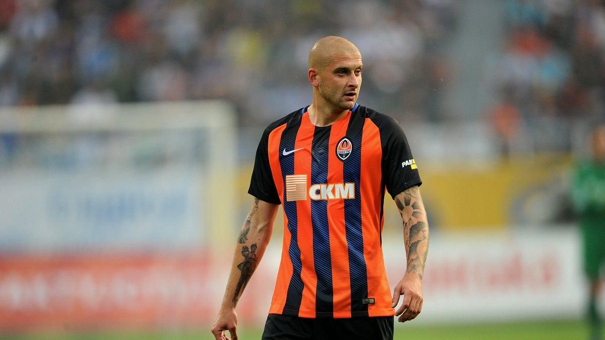 Турецький гранд хоче орендувати Ярослава Ракицького Турецький гранд хоче орендувати Ярослава Ракицького