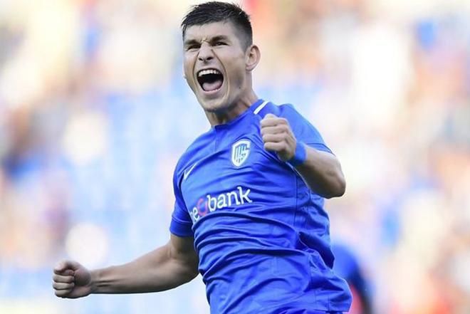 Маліновський потужним ударом забив за "Генк": відео Маліновський потужним ударом забив за "Генк": відео