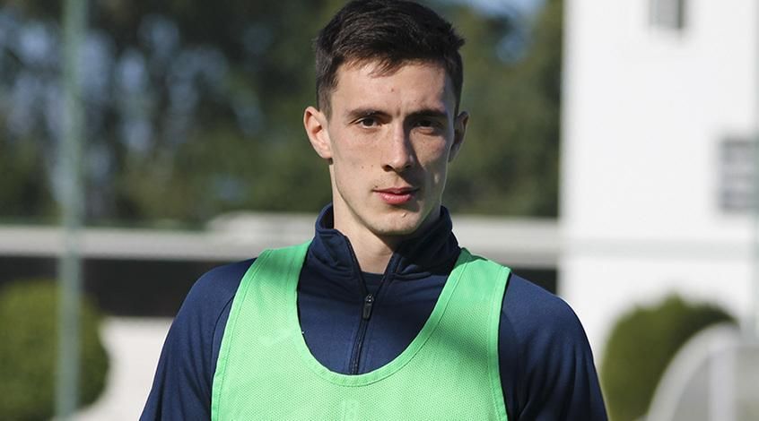 На молодого футболіста "Динамо" знайшовся покупець На молодого футболіста "Динамо" знайшовся покупець