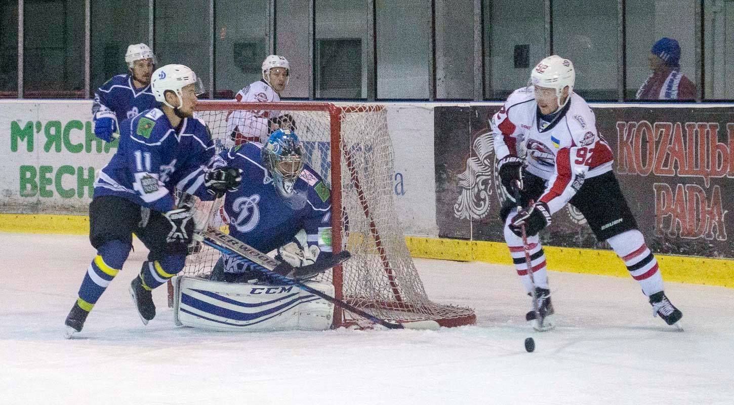 "Донбасс" уверенно победил "Динамо" на выезде "Донбасс" уверенно победил "Динамо" на выезде