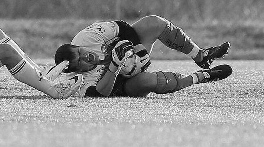 Екс-воротар "Сталі" і "Кривбасу" трагічно загинув у віці 30 років Екс-воротар "Сталі" і "Кривбасу" трагічно загинув у віці 30 років