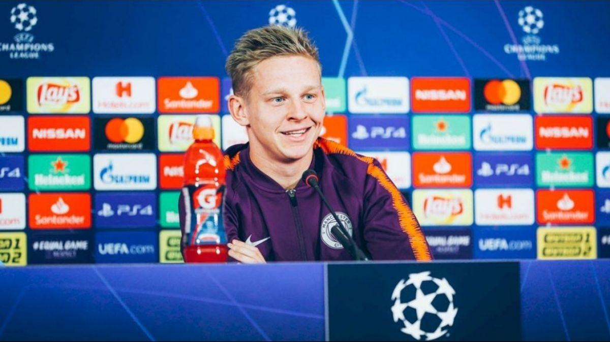 Зинченко в Манчестере приютил российского футболиста: фото