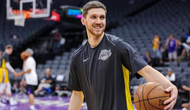 Украинец Михайлюк хочет больше игровой практики Украинец Михайлюк хочет больше игровой практики