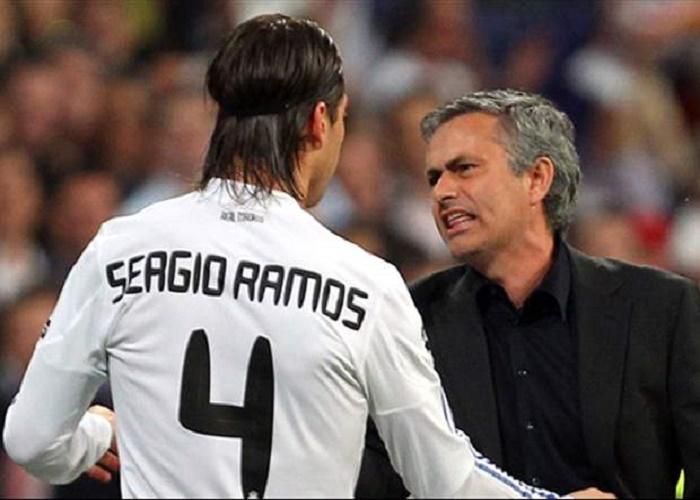 Рамос пригрозил покинуть "Реал" в случае назначения Моуринью Рамос пригрозил покинуть "Реал" в случае назначения Моуринью