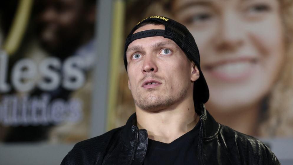 Олександр Усик пояснив, чому не спілкується українською Олександр Усик пояснив, чому не спілкується українською