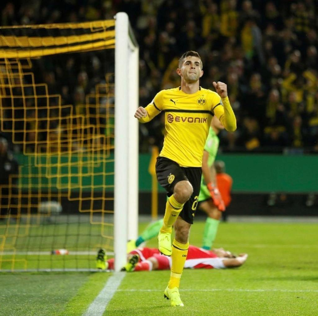 "Боруссия" Д продала своего 20-летнего таланта в "Челси"