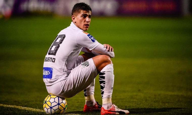 Бразилець чекав два тижні в Україні на трансфер у "Динамо" Бразилець чекав два тижні в Україні на трансфер у "Динамо"