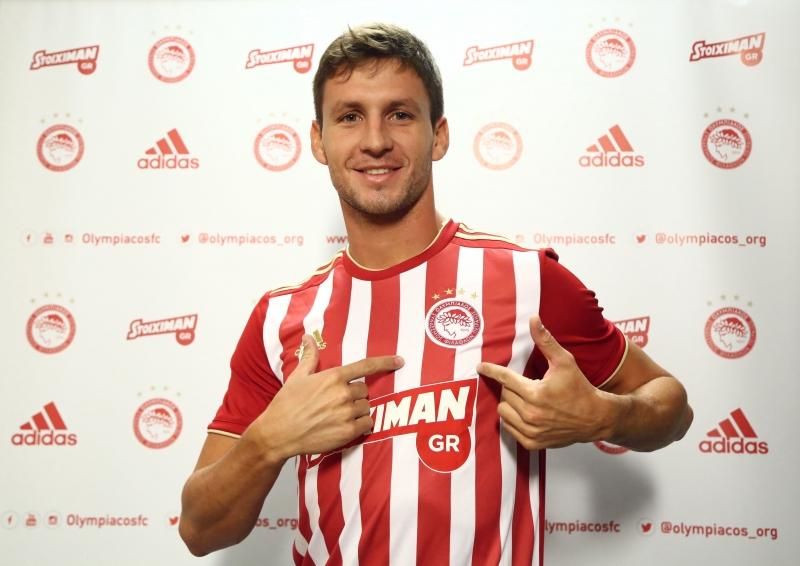 Соперник "Динамо" в Лиге Европы подписал игрока, на которого претендовали киевляне