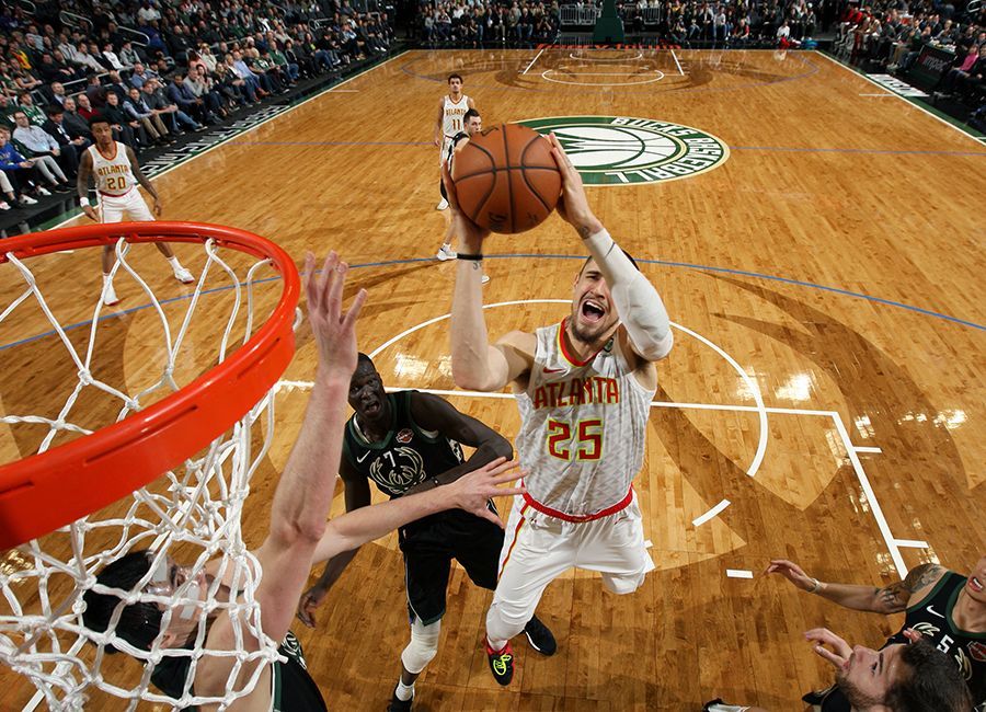 Клубы Михайлюка и Леня уступили в матчах НБА: видео Клубы Михайлюка и Леня уступили в матчах НБА: видео