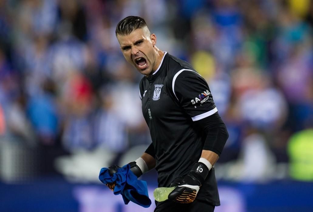 Конкурент українця Луніна в "Леганесі" пропустив кумедний гол і зганьбився: відео Конкурент українця Луніна в "Леганесі" пропустив кумедний гол і зганьбився: відео