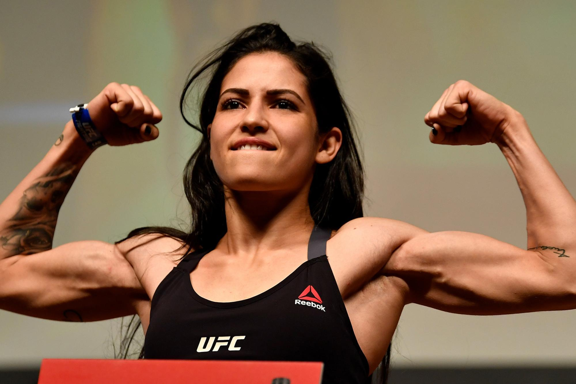 Девушка-боец UFC жестоко избила грабителя: фото