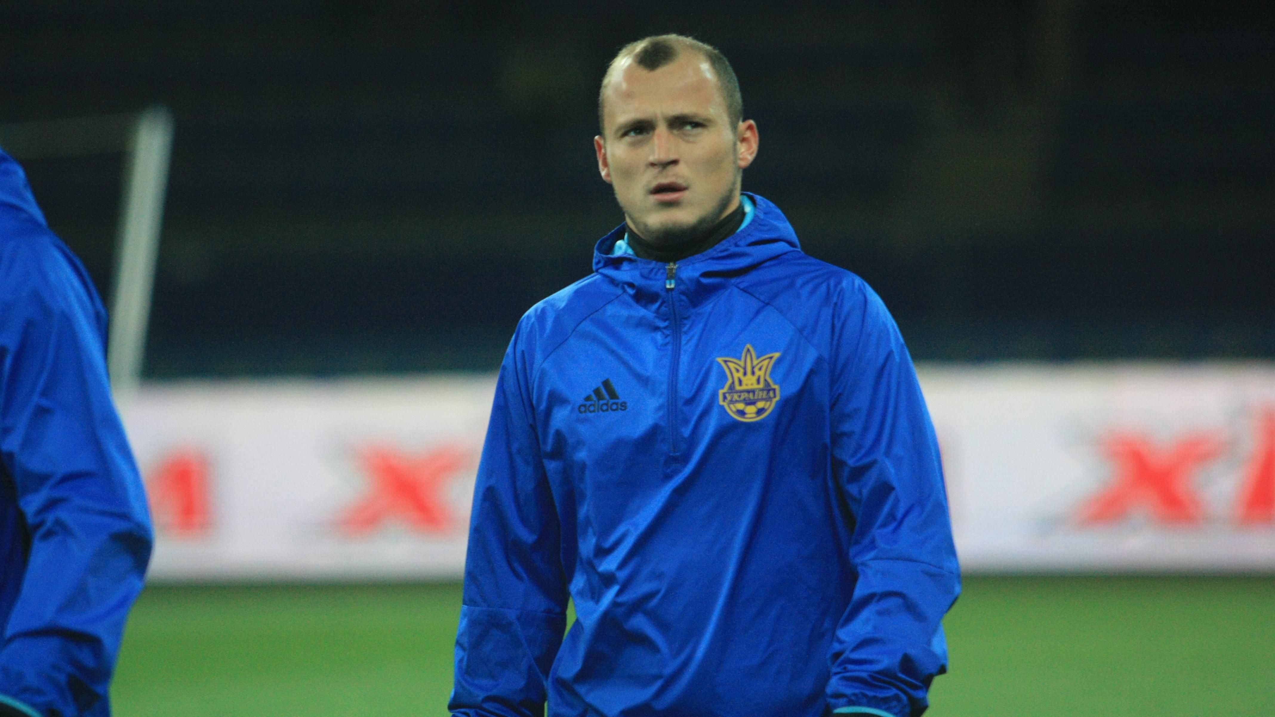 Украинец Зозуля спас жизнь одноклубнику во время матча: фото Украинец Зозуля спас жизнь одноклубнику во время матча: фото